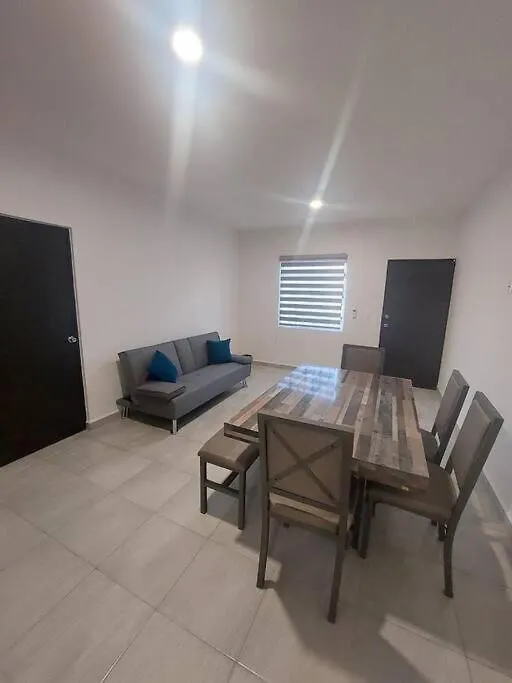Departamento Con Casa Club En Playa. Apartment Playa del Carmen