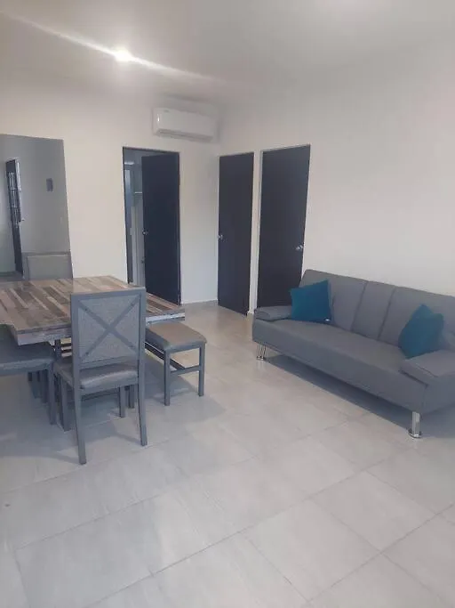 Departamento Con Casa Club En Playa. Apartment Playa del Carmen